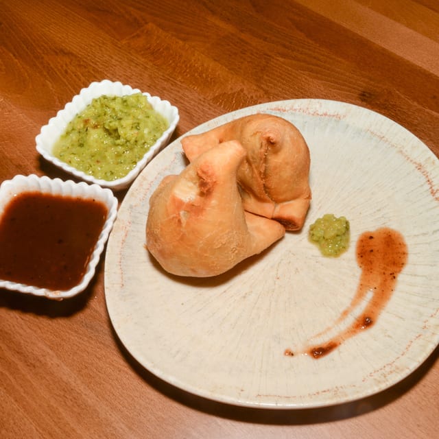 Root & Leaf Samosa.